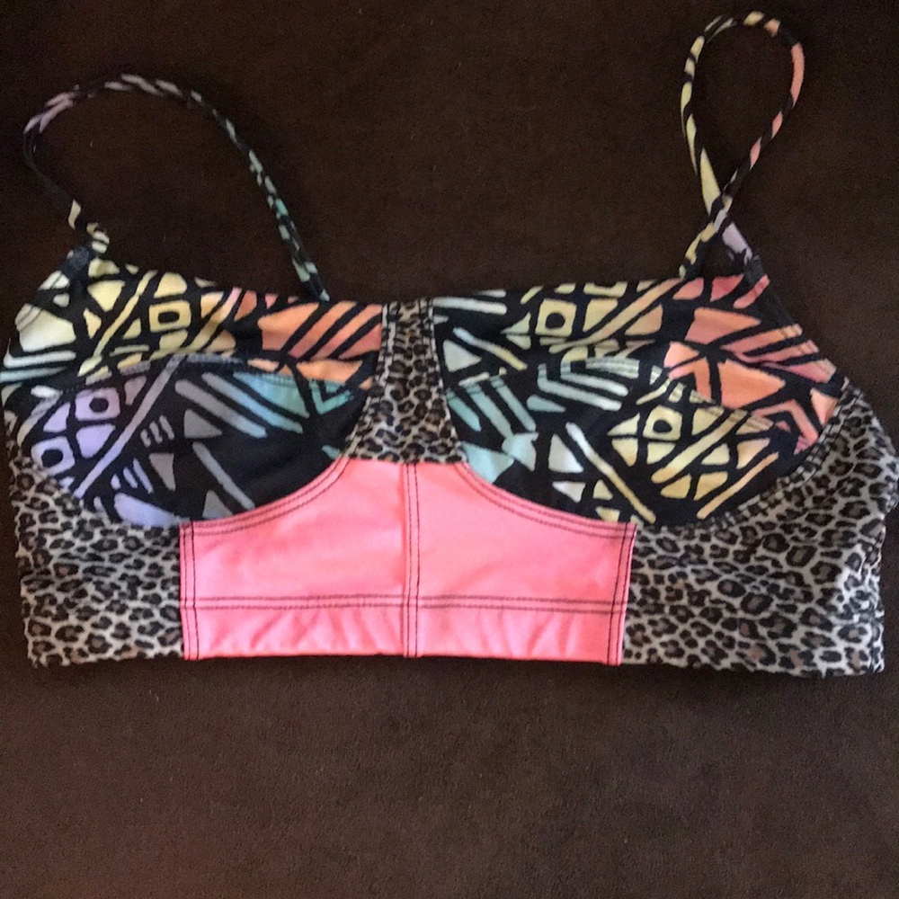 sport bra.